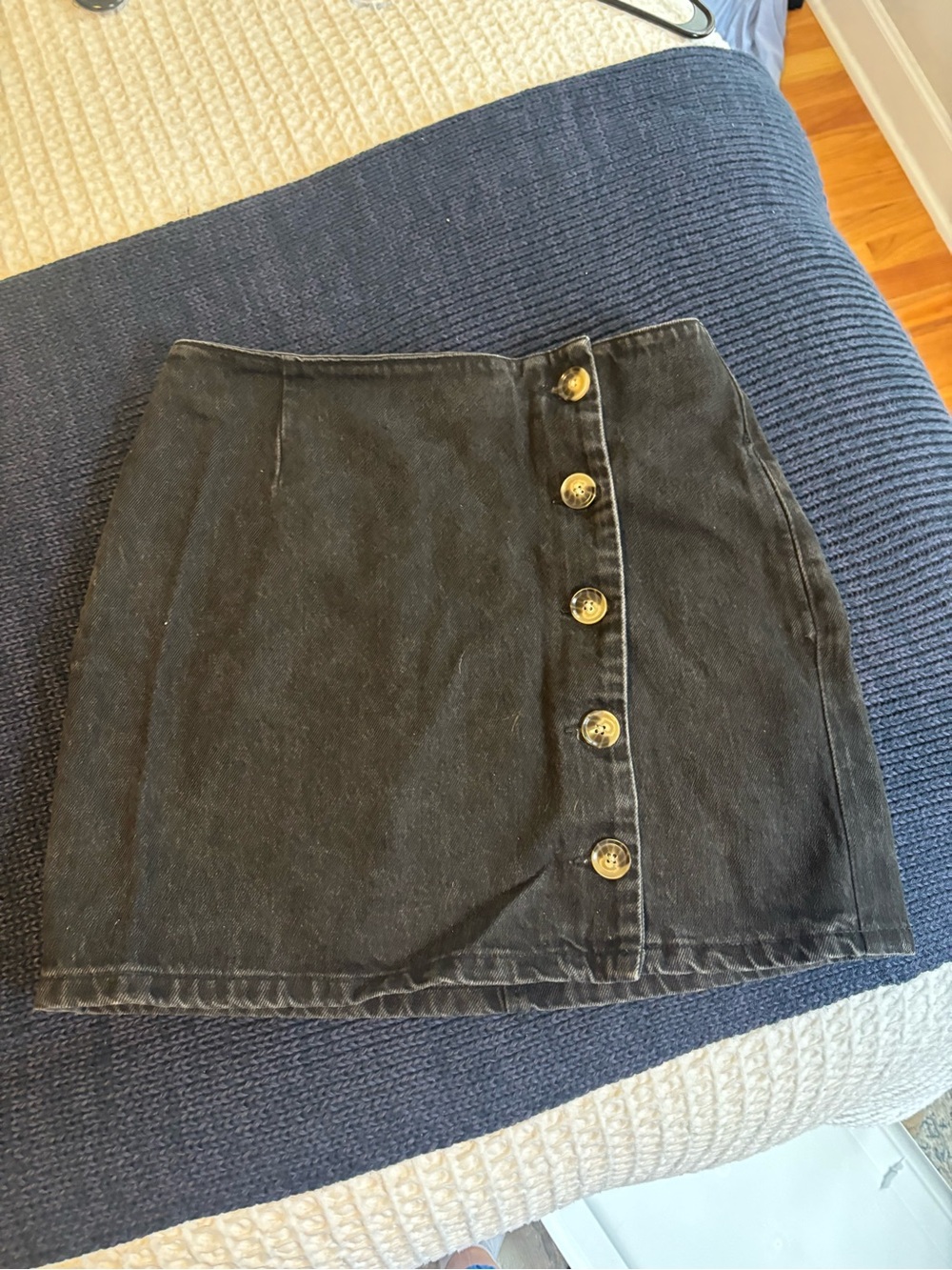 Topshop Black Button-Accent Mini Skirt